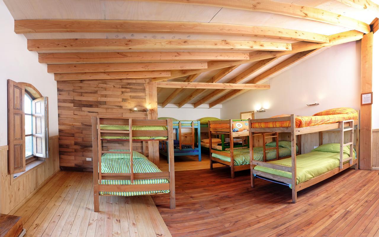 Rio Libre Pucon Party Hostel Exterior photo